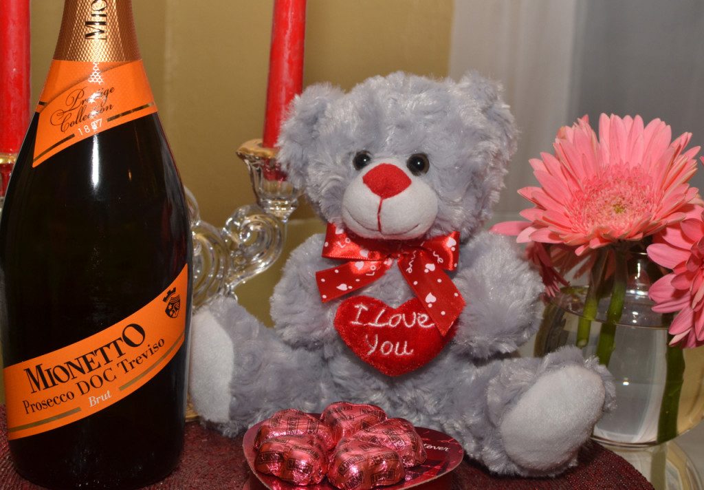 Mionetto Brut Prosecco – a great sparkling wine for Valentine’s Day